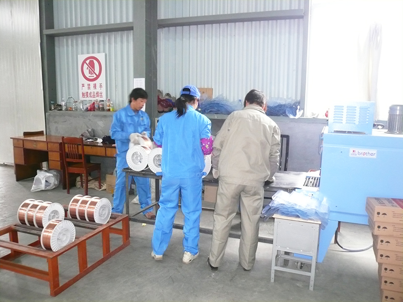 Welding wire shrink packaging