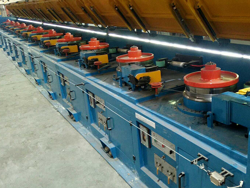 Nail making wire drawing machine